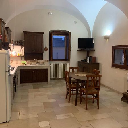 Palazzo Dei Gesuiti Монополи Экстерьер фото
