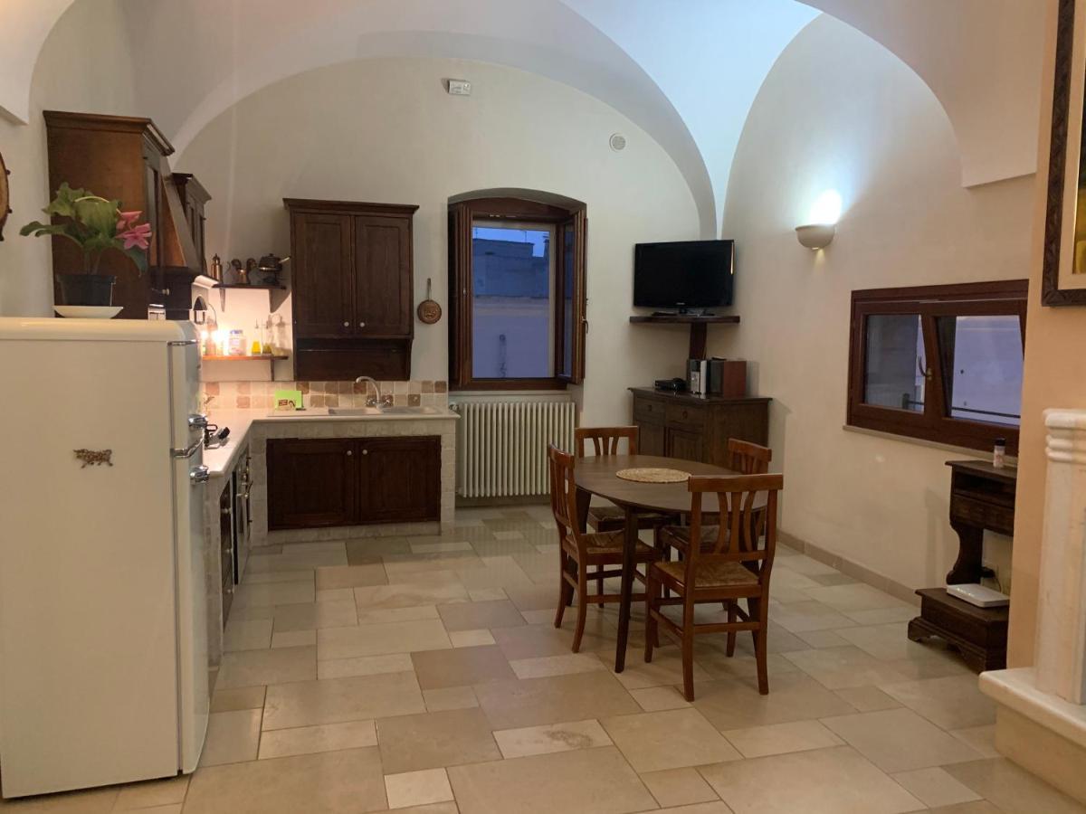 Palazzo Dei Gesuiti Монополи Экстерьер фото